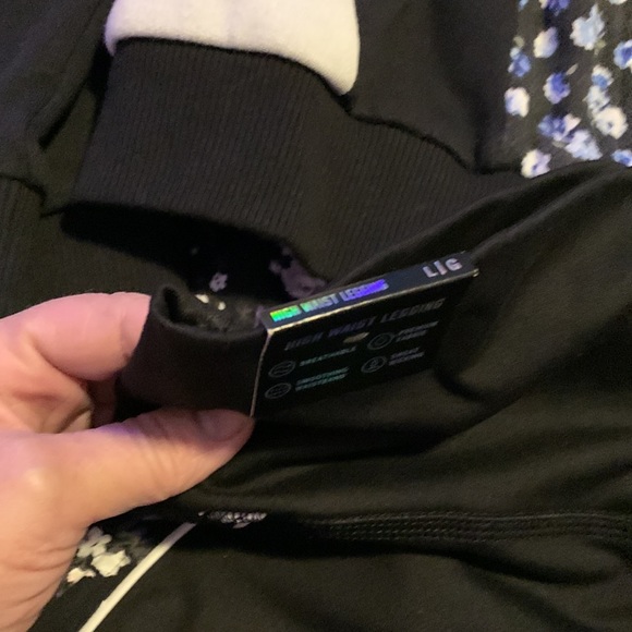 Pink - Picture 8 of 11